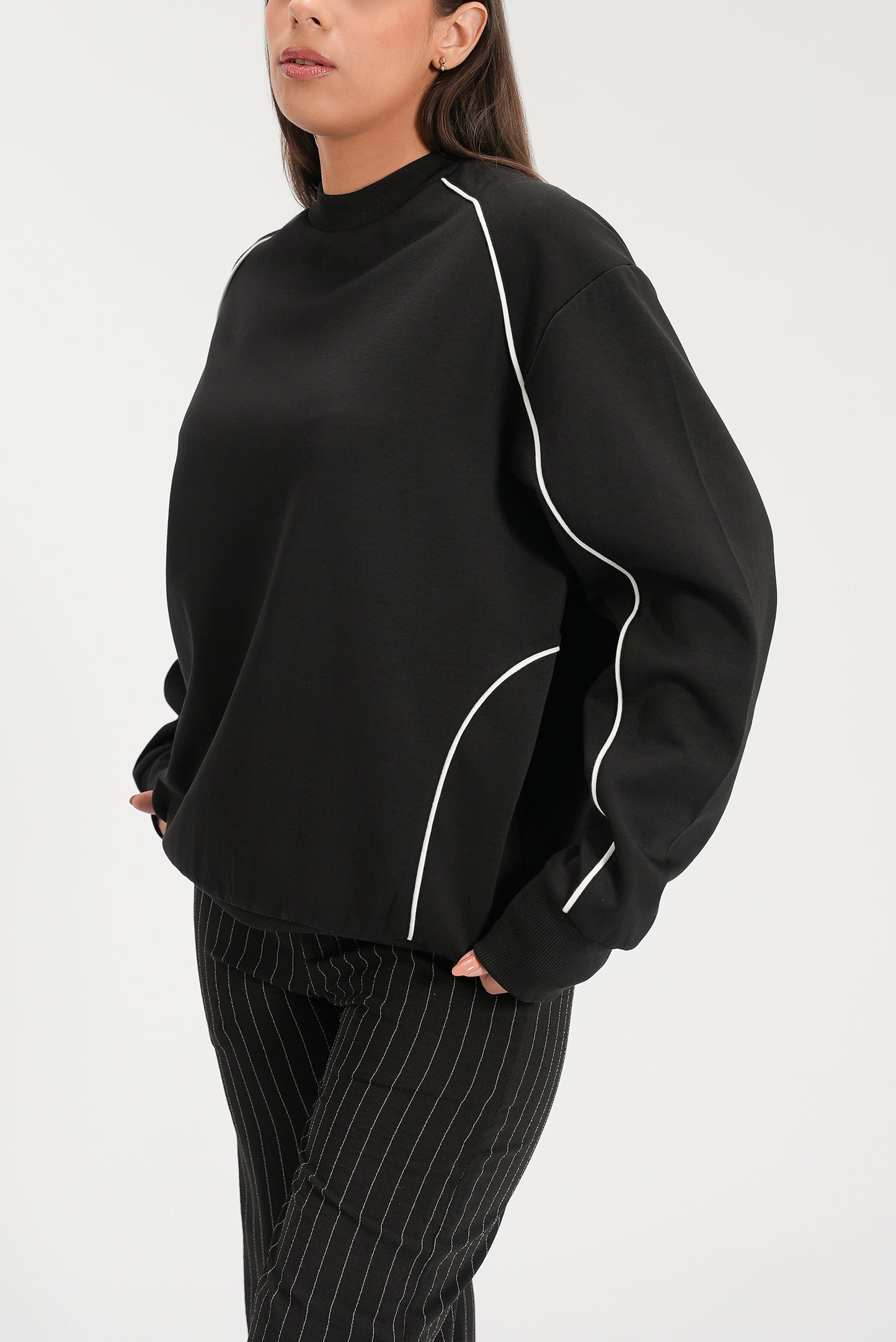 Sweatshirt - Contrast Piping