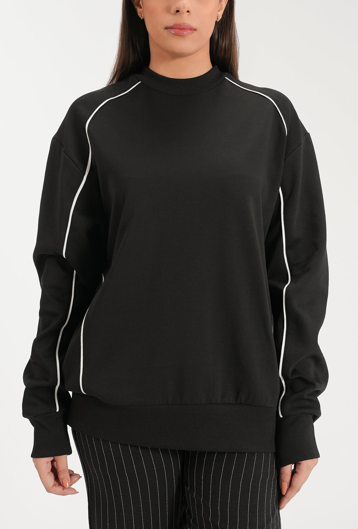 Sweatshirt - Contrast Piping