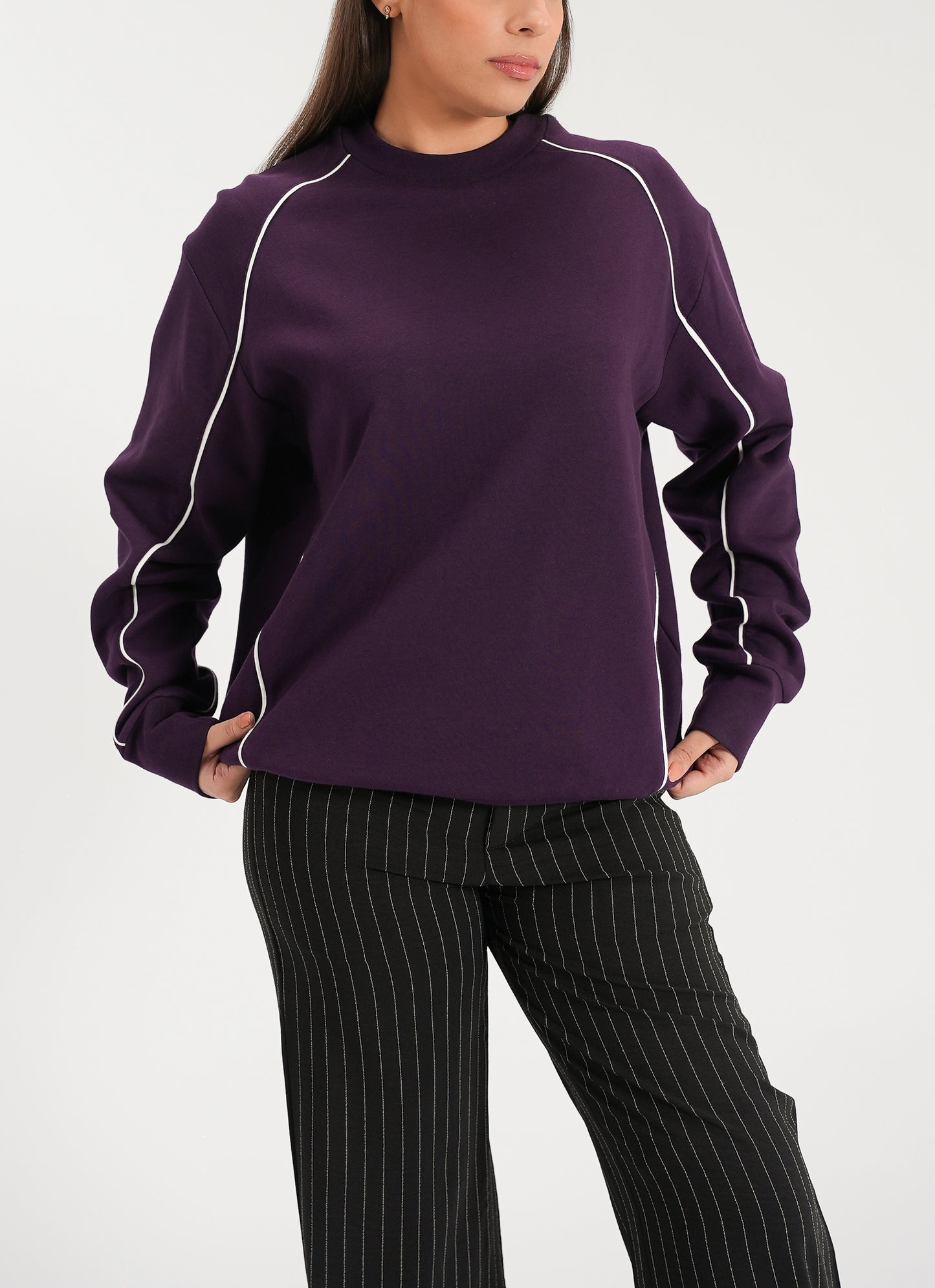 Sweatshirt - Contrast Piping