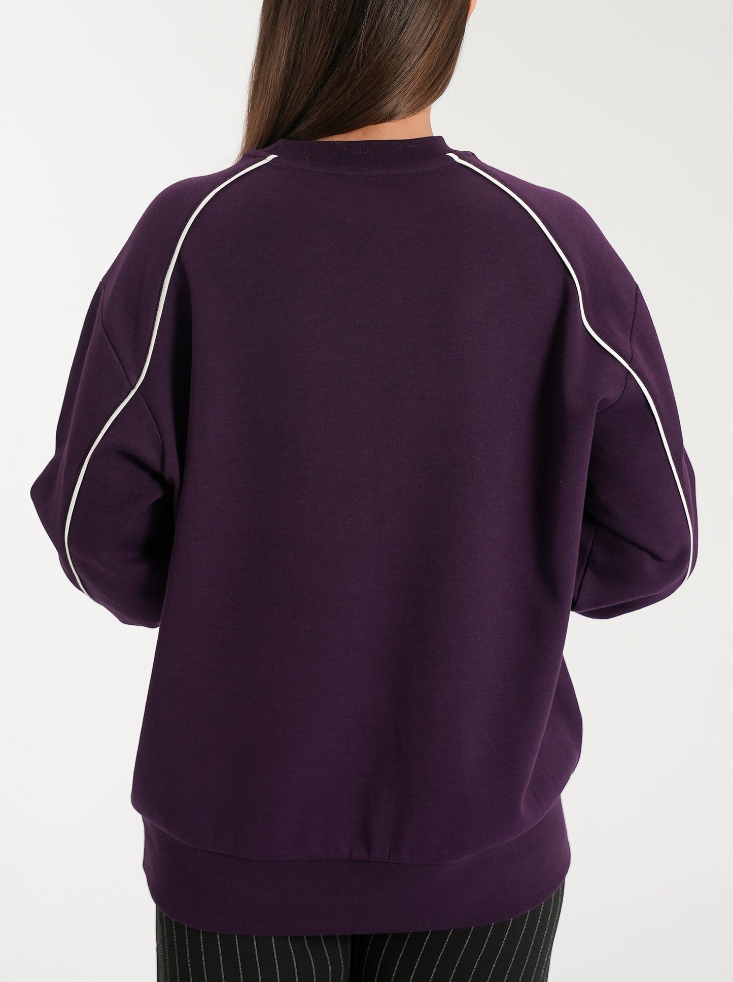 Sweatshirt - Contrast Piping