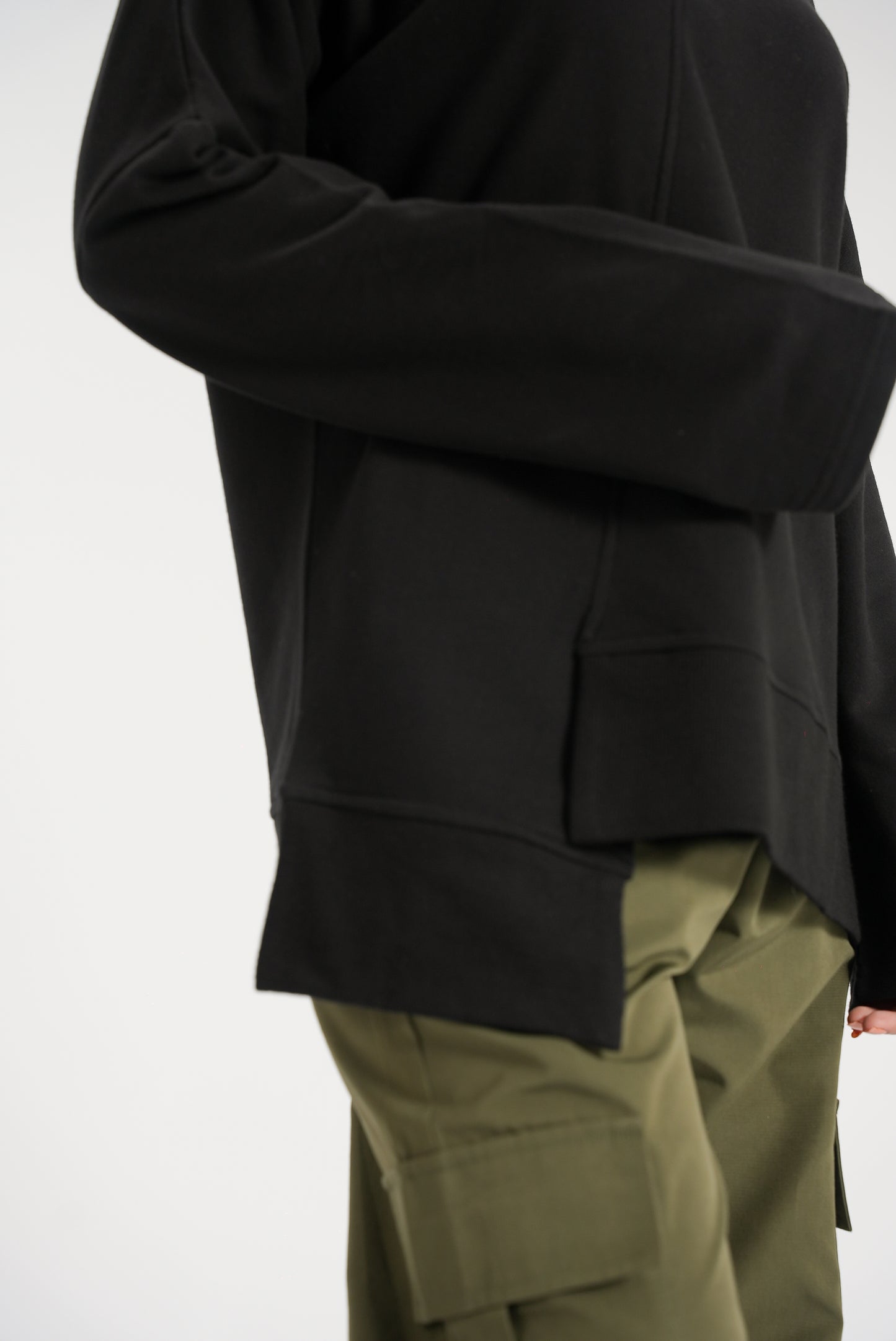 Asymmetrical Sweatshirt (Fleece)